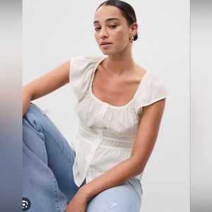 Gap ruffle sleeve top